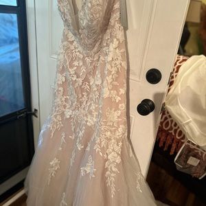 Warn for 3 hours-THIS DRESS DOES HAVE A FEW STAINS & WILL NEED CLEANING